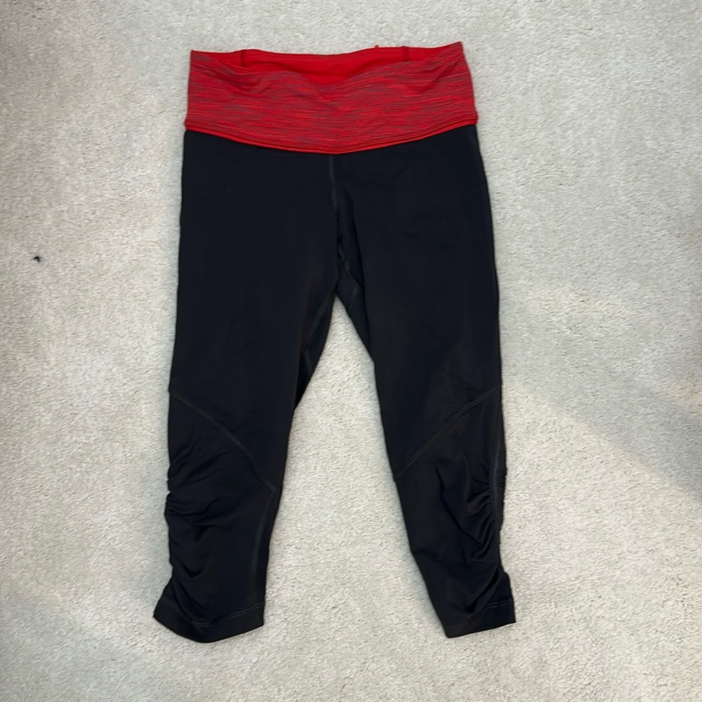 Lululemon cropped leggings size 4
